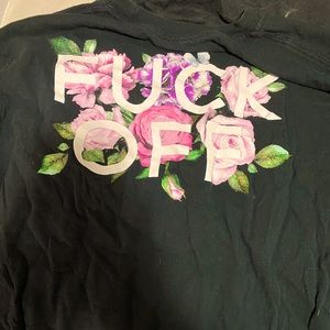 Long sleeve graphic tee